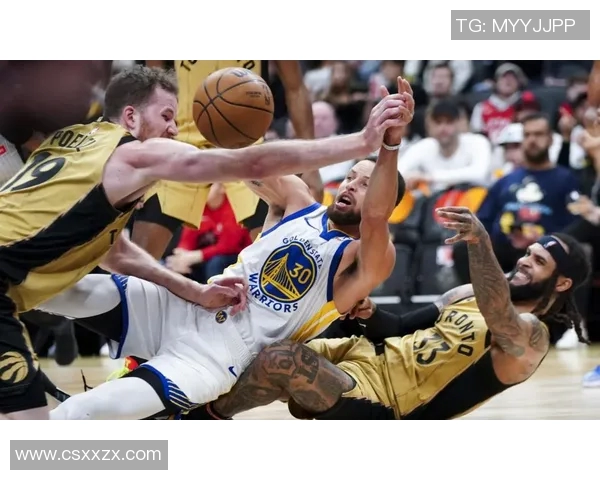 勇士与快船2014至2015赛季对决回顾及精彩瞬间分析