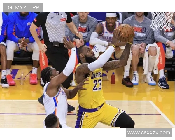 雷霆勇士激战正酣2月25日精彩对决全场回顾与分析